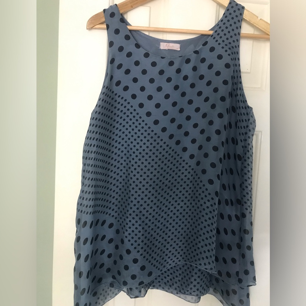 🌺Silk Viscose Polka Dot Sleeveless Top - Blue&Black. Size M. Asymmetrical bottom